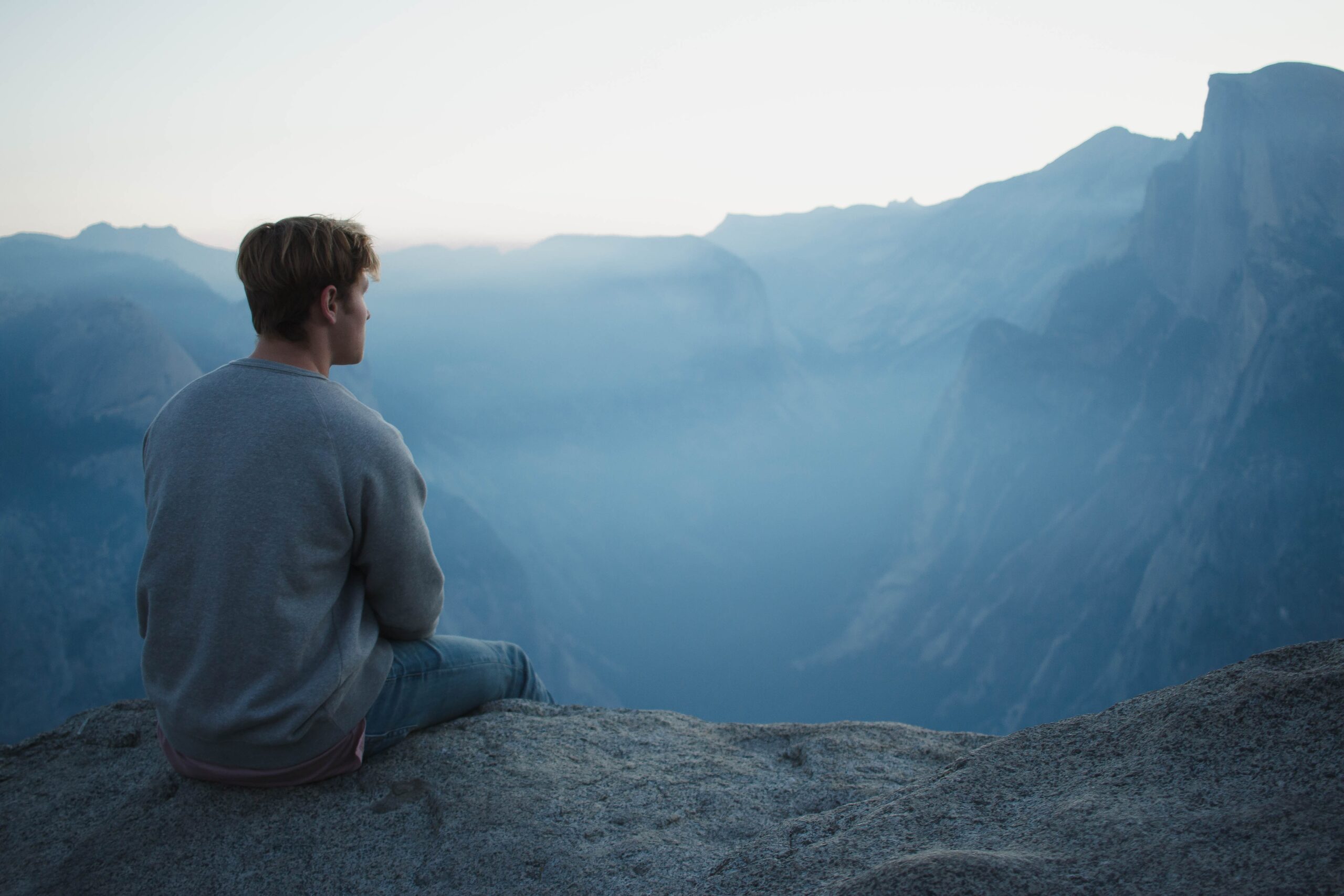 Mindfulness techniques for men's mental health,Men's mental health, Mindfulness for men, Mindfulness tips, Mindful breathing, Mindful movement, Mindful eating, Gratitude, Headspace, Mental well-being, Emotional balance